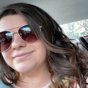 Meet your Posher, Kendra